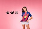 OLIVIA RODRIGO ESTAMPA CAMISOLA DO BARCELONA NO EL CLÁSICO EM PARCERIA COM O SPOTIFY