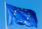 UNIÃO EUROPEIA PONDERA ELIMINAR TECNOLOGIA CHINESA COM CUSTO SUPERIOR A 400 MIL MILHÕES DE DÓLARES