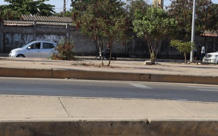 ANGOLA PÁRA PARA HOMENAGEAR VÍTIMAS DOS CONFLITOS POLÍTICOS