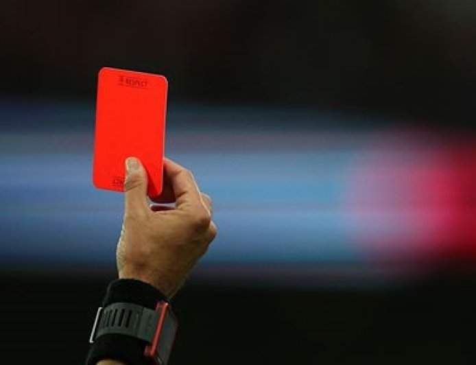 CARTÃO VERMELHO IMEDIATO PARA INSULTOS ENCOBERTOS
