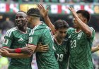 MÉXICO VENCE ÁFRICA DO SUL EM JOGO DE ABERTURA MARCADO POR TRÊS CARTÕES VERMELHOS