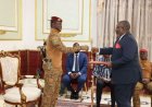 EMBAIXADOR ANGOLANO APRESENTA CREDENCIAIS A IBRAHIM TRAORÉ E REFORÇA COOPERAÇÃO ENTRE ANGOLA E BURKINA FASO