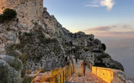 ISRAEL CONQUISTA CASTELO DE BEAUFORT NO SUL DO LÍBANO E FRANÇA PEDE REUNIÃO URGENTE DA ONU