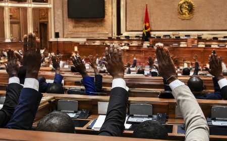 QUANDO O MANDATO VIRA PASSAGEM: DEPUTADOS, PARTIDOS E A ÉTICA DA PERMANÊNCIA