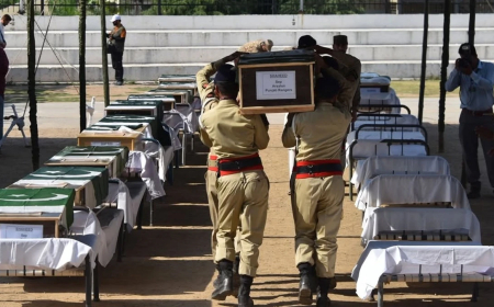 QUEDA DE HELICÓPTERO NA CAXEMIRA PAQUISTANESA MATA 22 MILITARES