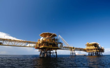 SECTOR MINEIRO E PETROLÍFERO RENDE MAIS DE 31 MIL MILHÕES DE DÓLARES E REFORÇA PESO NA ECONOMIA ANGOLANA