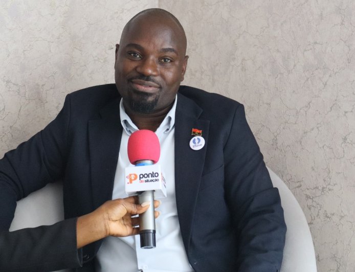 VALORIZAÇÃO DOS PROFESSORES CONTINUA A SER UM DOS MAIORES DESAFIOS DA EDUCAÇÃO EM ANGOLA