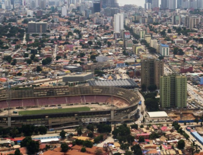 DESABAMENTO PARCIAL DE BANCADA DA CIDADELA REACENDE PREOCUPAÇÕES SOBRE ESTADO DO ESTÁDIO