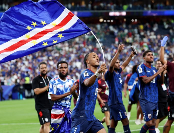 CABO VERDE COM APURAMENTO HISTÓRICO: A SELECÇÃO SE TORNA A MENOR NAÇÃO A DISPUTAR UM MATA-MATA NA COPA DO MUNDO