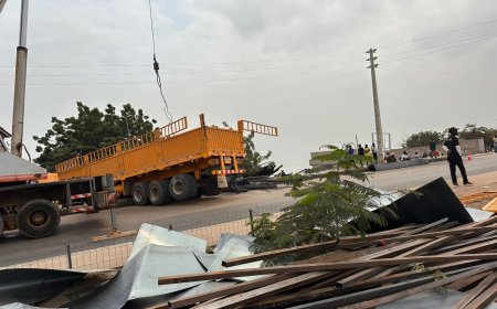 ACIDENTE DE VIAÇÃO TERMINA COM DANOS MATERIAIS POR AVALIAR