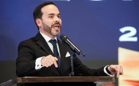 PRESIDENTE ELEITO DA COLÔMBIA ANUNCIA ENCERRAMENTO DE 14 EMBAIXADAS E REORGANIZAÇÃO DIPLOMÁTICA