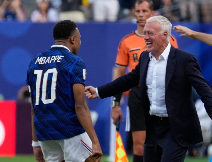 FRANÇA DERRUBA SUÉCIA COM DOIS GOLOS DE MBAPPÉ E AGUARDA POR PARAGUAI