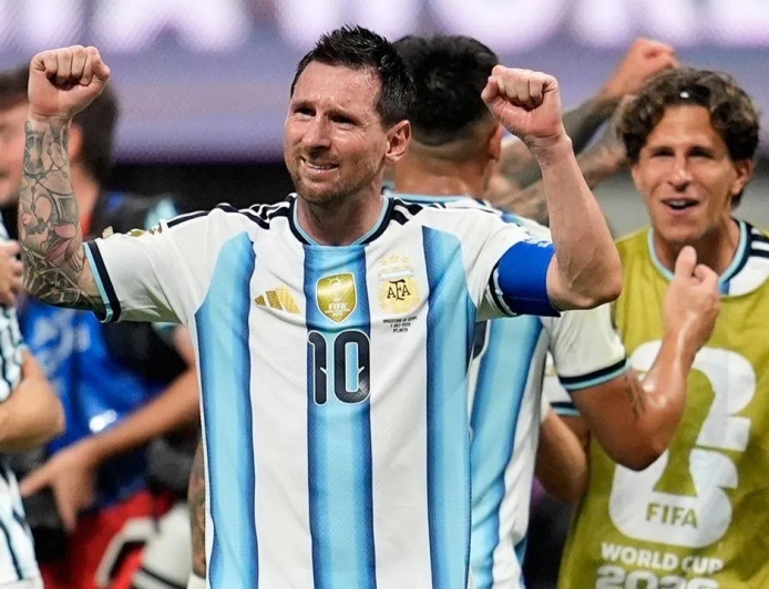 MESSI RESSUSCITA ARGENTINA E ENTERRA SONHO EGIPCIO EM REVIRAVOLTA ÉPICA