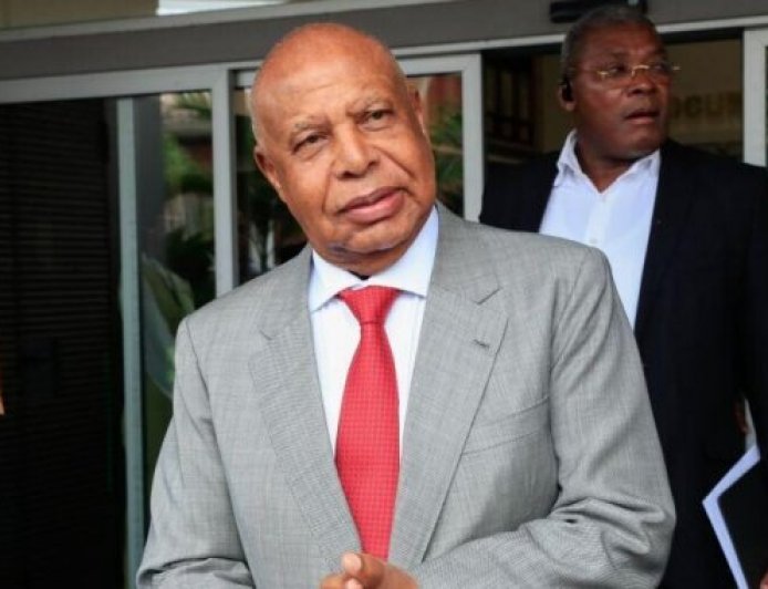 SUBCOMISSÃO DO MPLA ANULA CANDIDATURA DE HIGINO CARNEIRO