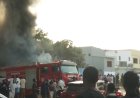 INCÊNDIO DE GRANDES PROPORÇÕES ATINGE RESIDÊNCIA QUE SUPOSTAMENTE COMERCIALIZAVA COMBUSTÍVEL ILEGAL