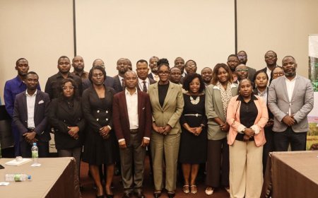 MINISTÉRIO DO AMBIENTE CRIA COMITÉ DE PILOTAGEM PARA PROJECTO MIOMBO E MOPANE