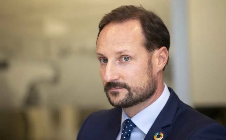 HAAKON VIII ASSUME TRONO DA NORUEGA APÓS MORTE DE HARALD V
