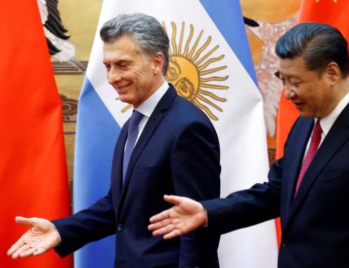 XI JINPING APELA AMÉRICA LATINA A FORTALECER AUTONOMIA E COOPERAÇÃO