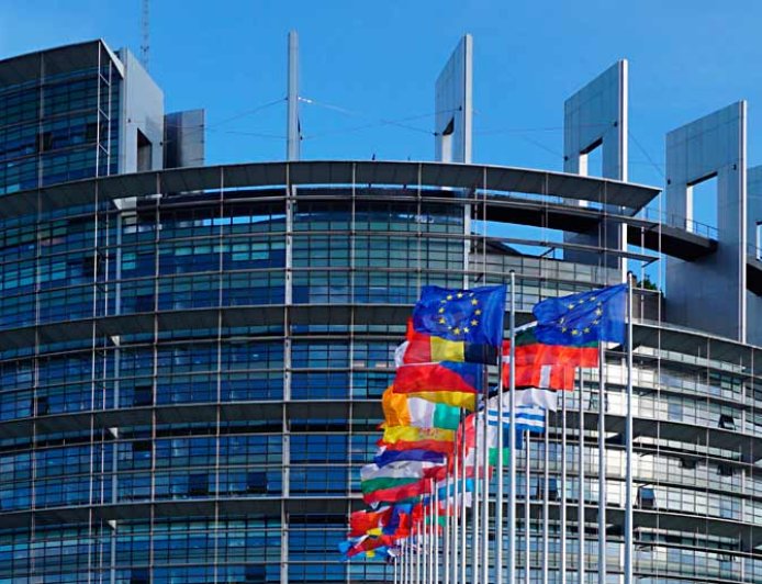 BRUXELAS APROVA NOVO PACOTE DE 6,1 MIL MILHÕES DE EUROS PARA DEFESA DA UCRÂNIA