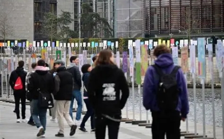 MOSCOVO RESPONDE A BERLIM E MANDA FECHAR CENTROS CULTURAIS ALEMÃES