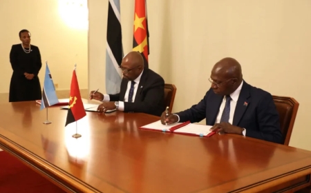 ANGOLA E BOTSWANA CRIAM MECANISMO PERMANENTE PARA DINAMIZAR COOPERAÇÃO