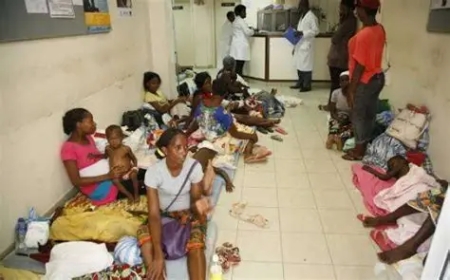 ENFERMEIROS DENUNCIAM HOSPITAIS DE LUANDA À BEIRA DO LIMITE COM EXCESSO DE PACIENTES