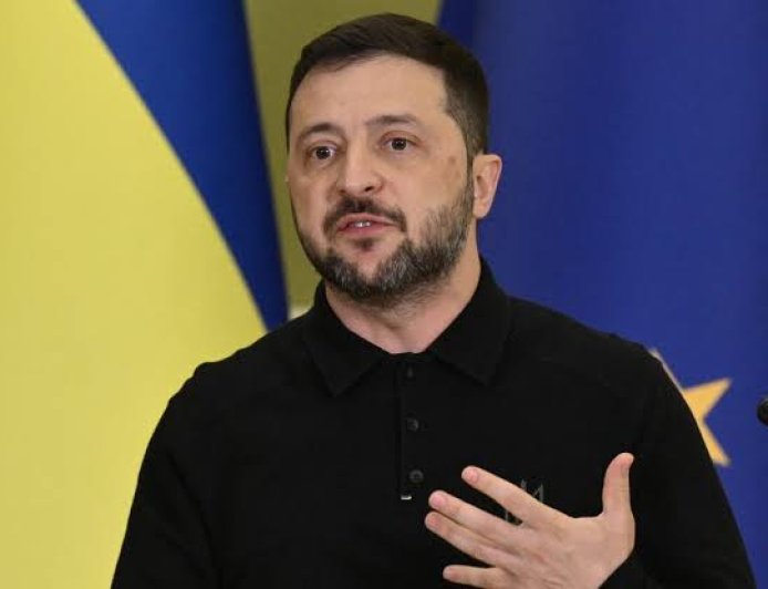 KIEV PROPÕE SUSPENSÃO DE ATAQUES AÉREOS DURANTE NEGOCIAÇÕES DE PAZ
