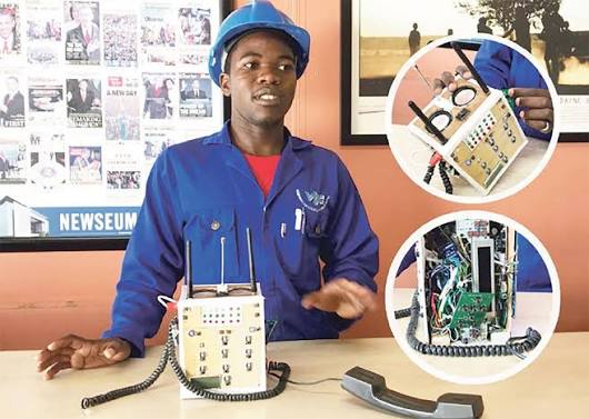INOVAÇÃO AFRICANA: JOVEM DESENVOLVE TELEFONE QUE DISPENSA CARTÃO SIM E SALDO