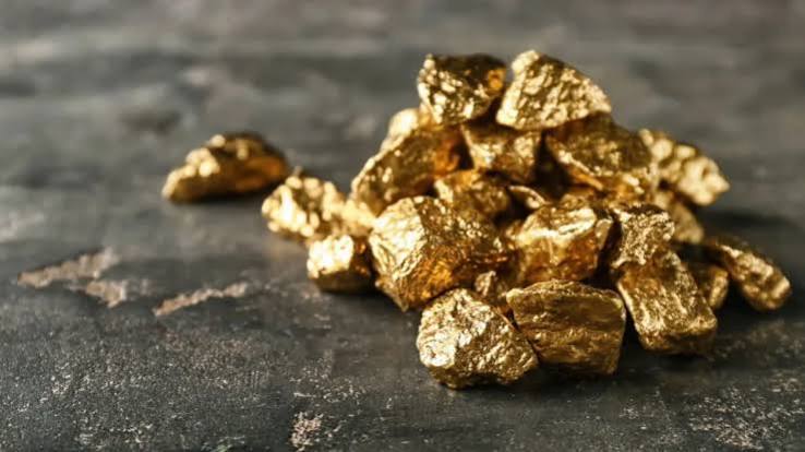 CHUMBO TRANSFORMADO EM OURO