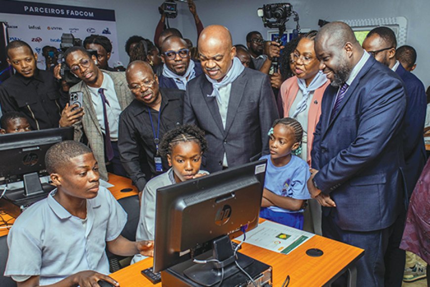 RAMIROS ENTRA NA ERA DIGITAL COM INTERNET NAS ESCOLAS E TECNOLOGIA ESPACIAL