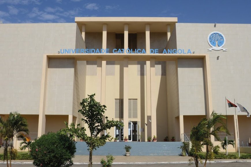 INAAREES SUSPENDE CURSO DE TEOLOGIA NA UCAN