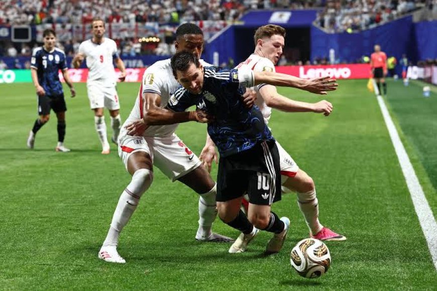 MAIS UMA REMONTADA: ARGENTINA DESTRONA INGLATERRA E GARANTE PRESENÇA NA FINAL DO MUNDIAL 2026