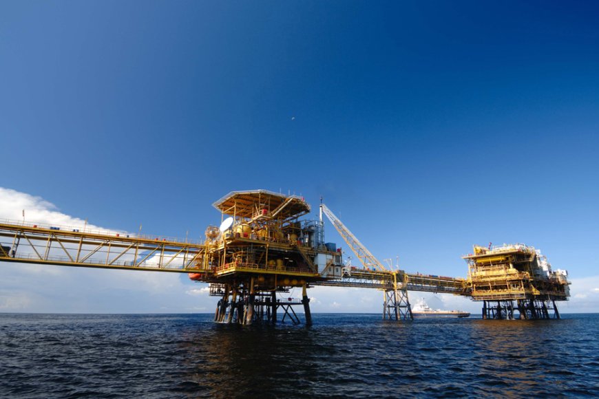 SECTOR MINEIRO E PETROLÍFERO RENDE MAIS DE 31 MIL MILHÕES DE DÓLARES E REFORÇA PESO NA ECONOMIA ANGOLANA