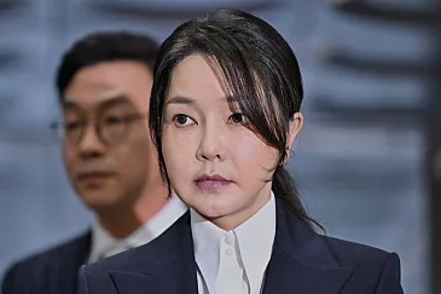 EX-PRIMEIRA-DAMA DA COREIA DO SUL CONDENADA A MAIS 7 ANOS DE PRISÃO POR CORRUPÇÃO