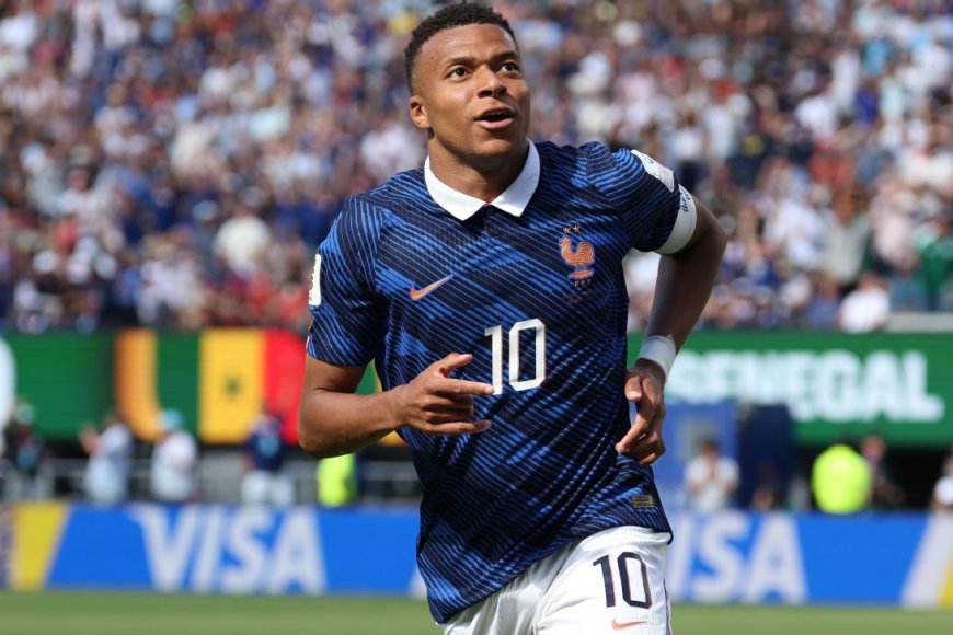 FRANÇA VENCE IRAQUE POR 3-0 COM SHOW DE MBAPPÉ