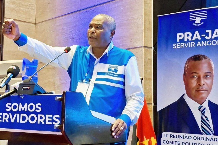 ABEL CHIVUKUVUKU CUMPRE JORNADA DE TRABALHO NO HUAMBO