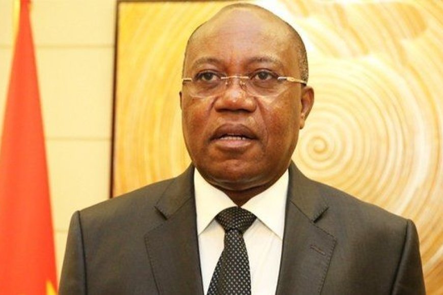 MORREU MANUEL AUGUSTO: DIPLOMATA, JORNALISTA E HOMEM DE ESTADO AO SERVIÇO DE ANGOLA