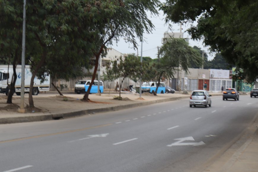 LUANDA REGISTA CIRCULAÇÃO RODOVIÁRIA MAIORITARIAMENTE MODERADA EM VÁRIAS VIAS NESTA TERÇA-FEIRA