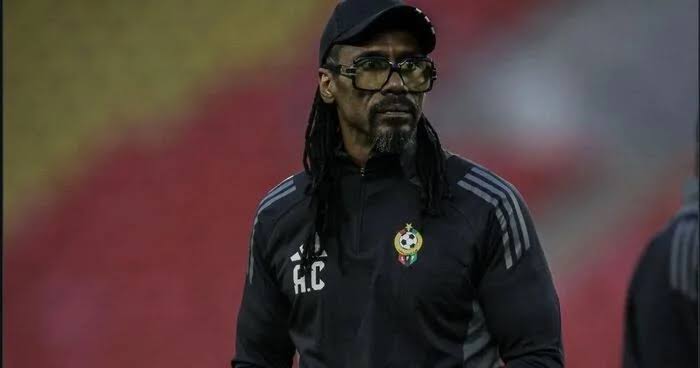 ALIOU CISSÉ DIVULGA CONVOCADOS PARA DUPLA JORNADA DOS PALANCAS NEGRAS NO CAMINHO DO CAN 2027