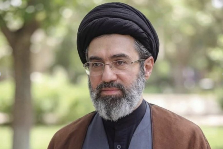 KHAMENEI AMEAÇA PRESENÇA DOS EUA NO MÉDIO ORIENTE