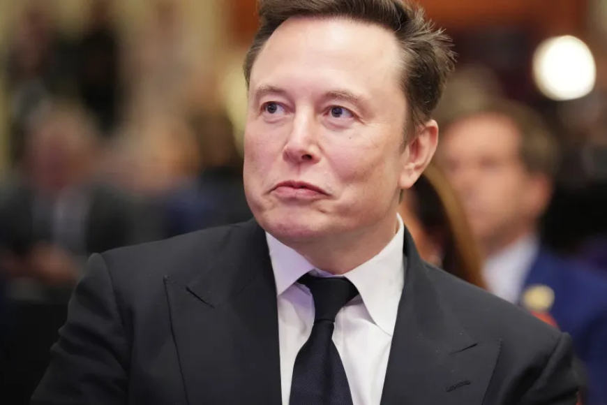 CONSOLIDAR MUSK COMO UM DOS HOMENS MAIS PODEROSOS DO PLANETA