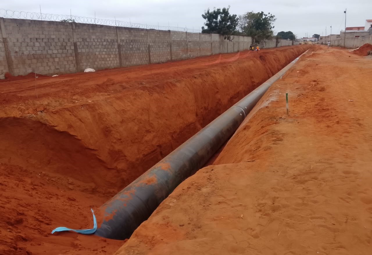 MORADORES DO MUXIMA MOXI CELEBRAM OBRAS PARA REFORÇO DO ABASTECIMENTO DE ÁGUA