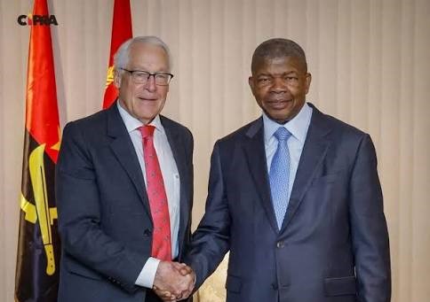 PRESIDENTE JOÃO LOURENÇO AVALIA COM ROB WALTON FUTURO DA CONSERVAÇÃO AMBIENTAL EM ANGOLA