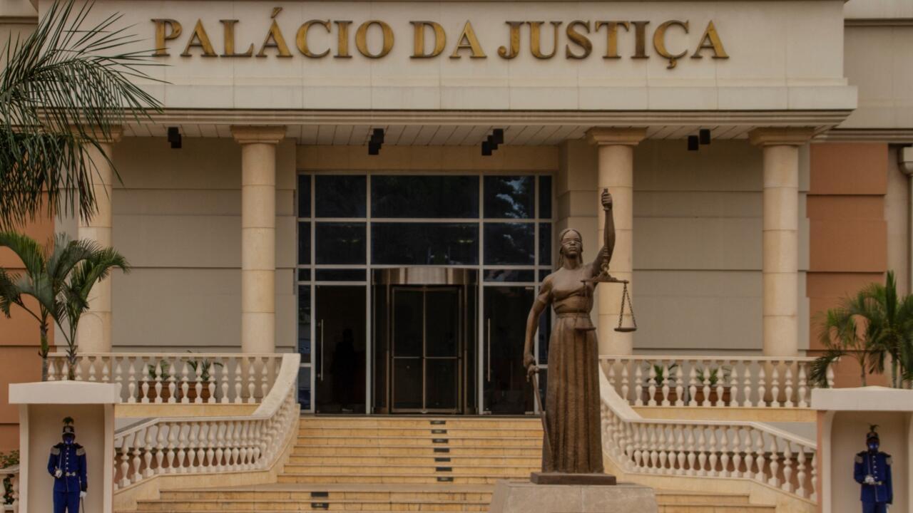 GREVE NA JUSTIÇA: OFICIAIS DIZEM QUE A PACIÊNCIA CHEGOU AO LIMITE
