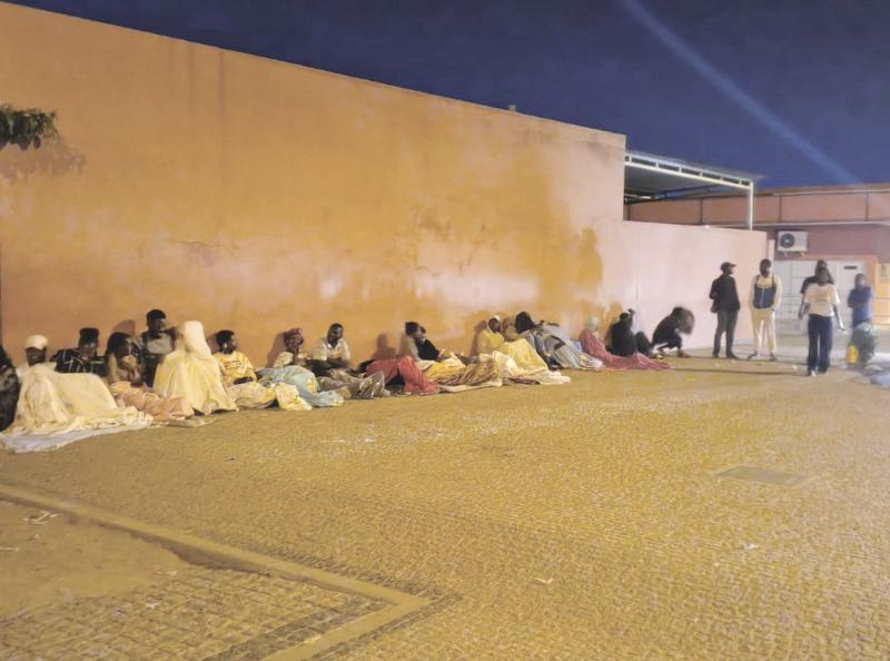 NOITES À PORTA DOS BUAP NA CORRIDA ÀS VAGAS DO MINSA