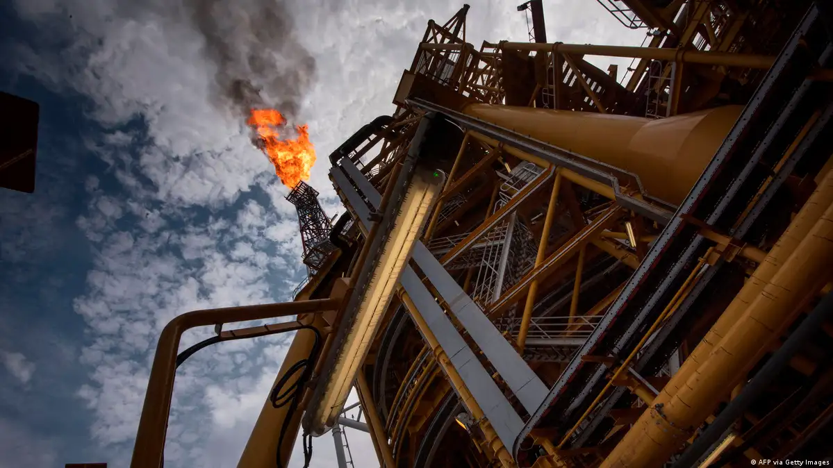 ESPECIALISTAS DEFENDEM QUE ANGOLA DEVE REDUZIR DEPENDÊNCIA DO PETRÓLEO