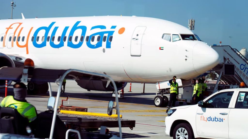 CONFLITO NA CABINE DE COMANDO FAZ AVIÃO PERDER ALTITUDE E ATERRAR DE EMERGÊNCIA NA ARÁBIA SAUDITA