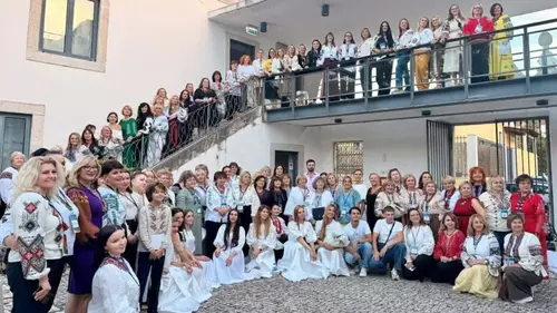 MULHERES UCRANIANAS DE 23 PAÍSES JUNTAM-SE EM LISBOA PARA PREPARAR RECONSTRUÇÃO DO PAÍS