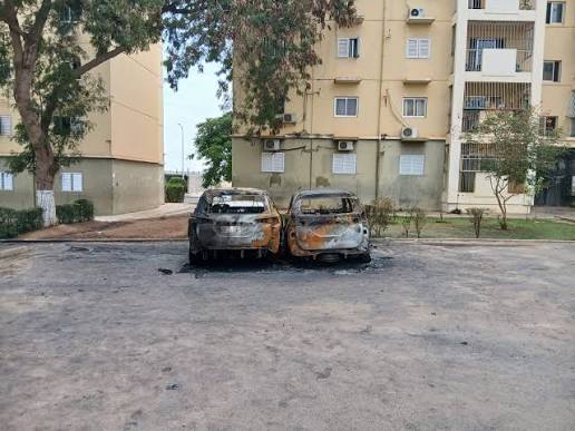 UM OLHAR SOBRE OS INCÊNDIOS DE VIATURAS EM ANGOLA