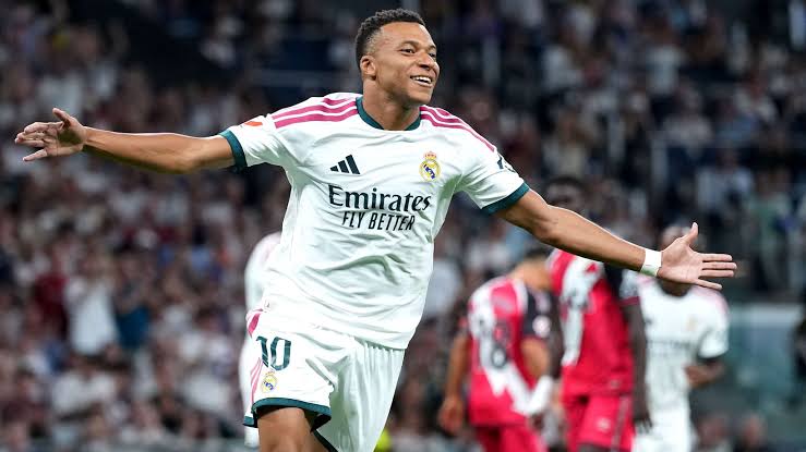 KYLIAN MBAPPÉ ‘‘ROUBA’’ RECORDE A MESSI NA LIGA DOS CAMPEÕES